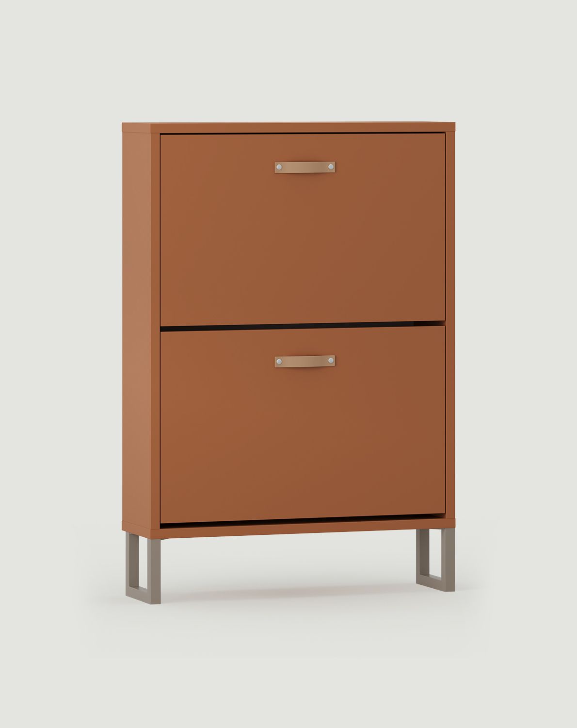 Skříňka na klopové boty ODIS SBK2O
Barva: Sahara Deep
Barva nohou: ODIS Steel Grey Beige
Úchytka: SKADI krémová kůže SKK
