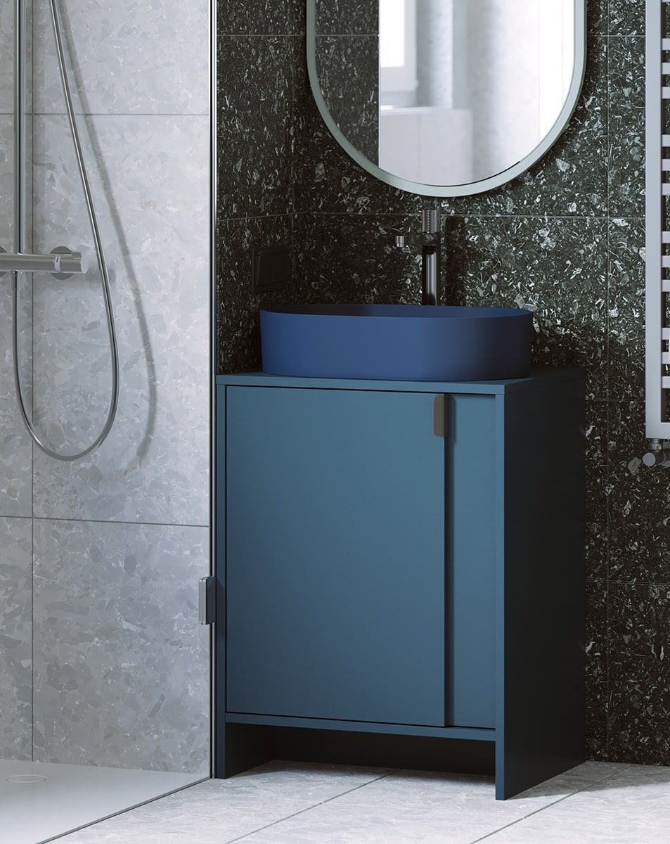 OMNIRES LAYERS LAY60 stojatá umyvadlová skříňka
Barva: tyrolská modř
Barva čela druhé vrstvy: tyrolská modř
Úchytka: LAYERS 110 Black Onyx
Umyvadlo: OVO M+ Midnight Blue OMNIRES
Vodovodní baterie: High Contour Anthracite OMNIRES
         